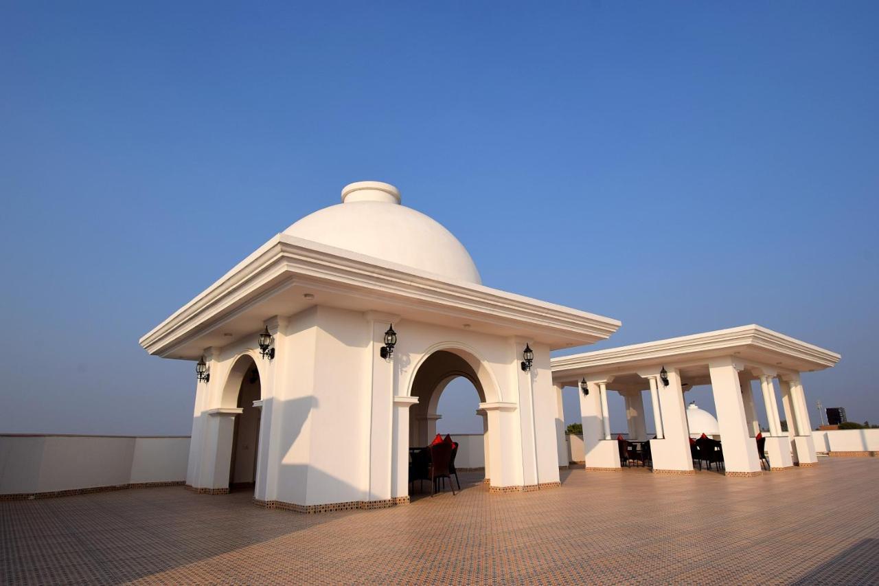 Umaid Farm Resort- A Legancy Vintage Stay In Jaipur Ngoại thất bức ảnh