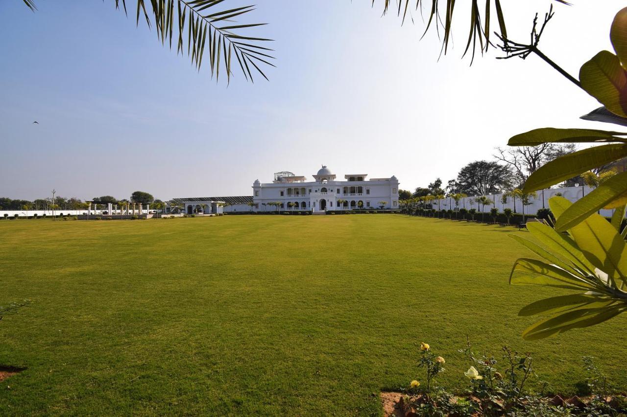 Umaid Farm Resort- A Legancy Vintage Stay In Jaipur Ngoại thất bức ảnh