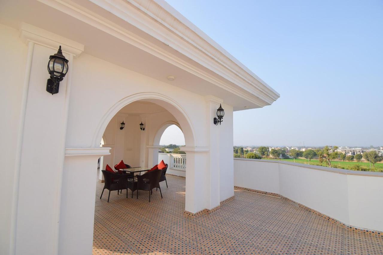Umaid Farm Resort- A Legancy Vintage Stay In Jaipur Ngoại thất bức ảnh