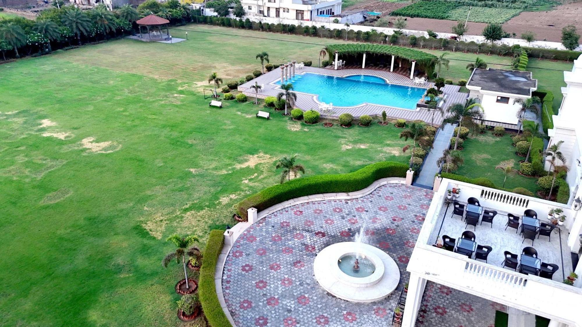 Umaid Farm Resort- A Legancy Vintage Stay In Jaipur Ngoại thất bức ảnh