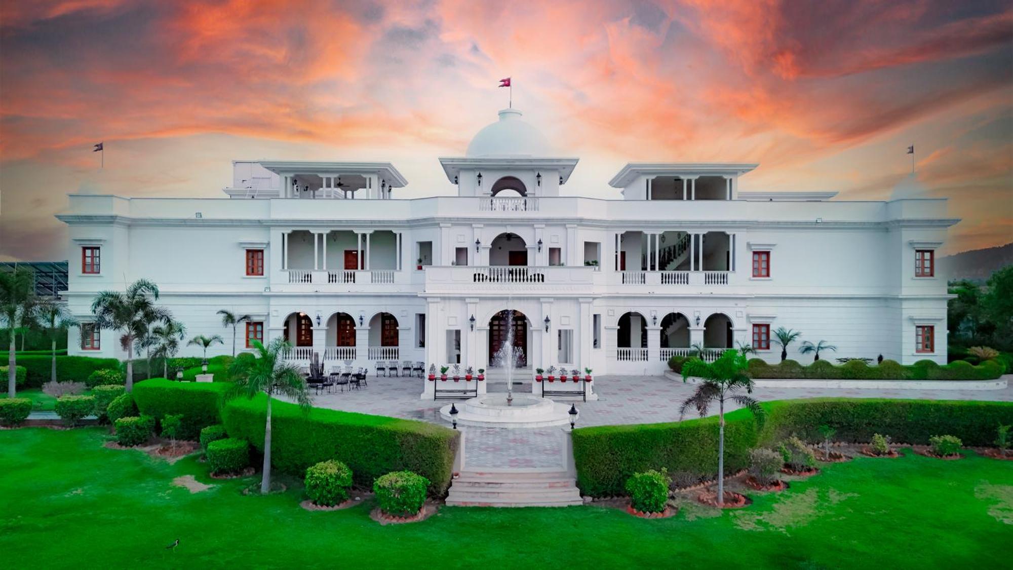 Umaid Farm Resort- A Legancy Vintage Stay In Jaipur Ngoại thất bức ảnh