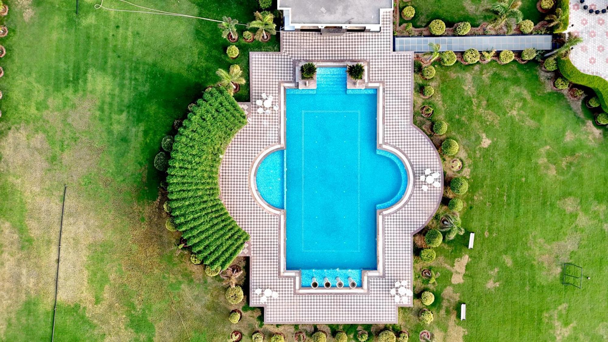 Umaid Farm Resort- A Legancy Vintage Stay In Jaipur Ngoại thất bức ảnh