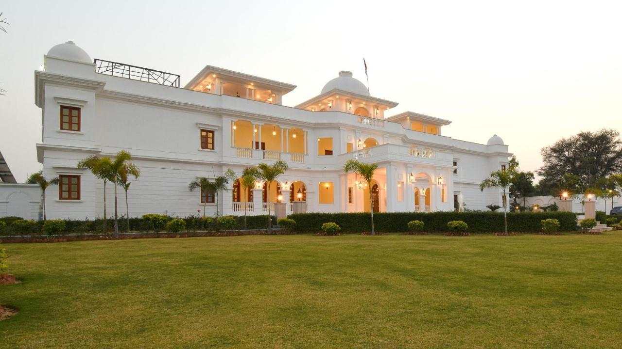 Umaid Farm Resort- A Legancy Vintage Stay In Jaipur Ngoại thất bức ảnh