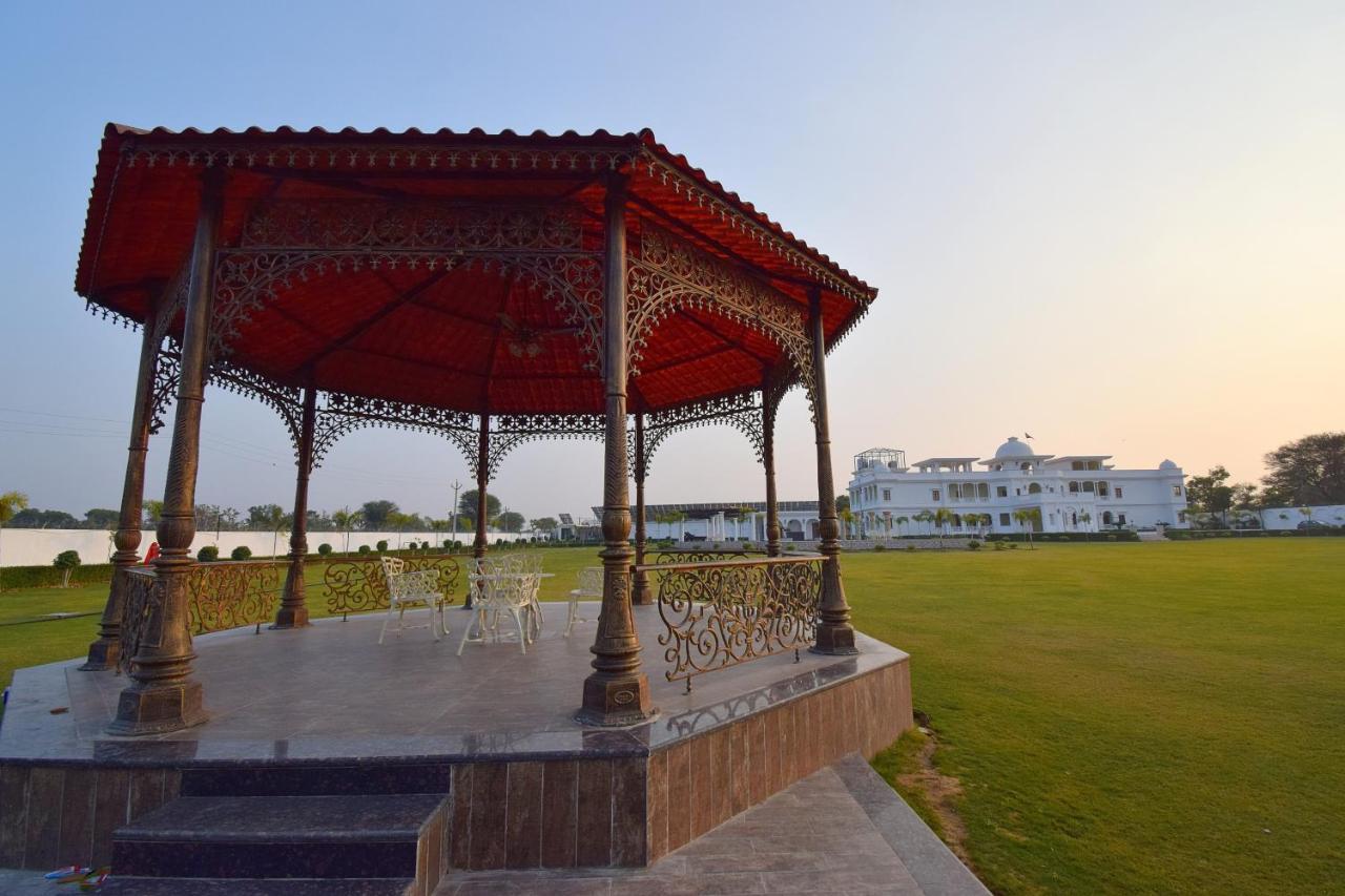 Umaid Farm Resort- A Legancy Vintage Stay In Jaipur Ngoại thất bức ảnh